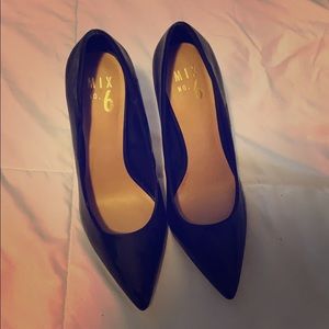 Mix No. 6 Black Pumps 👠